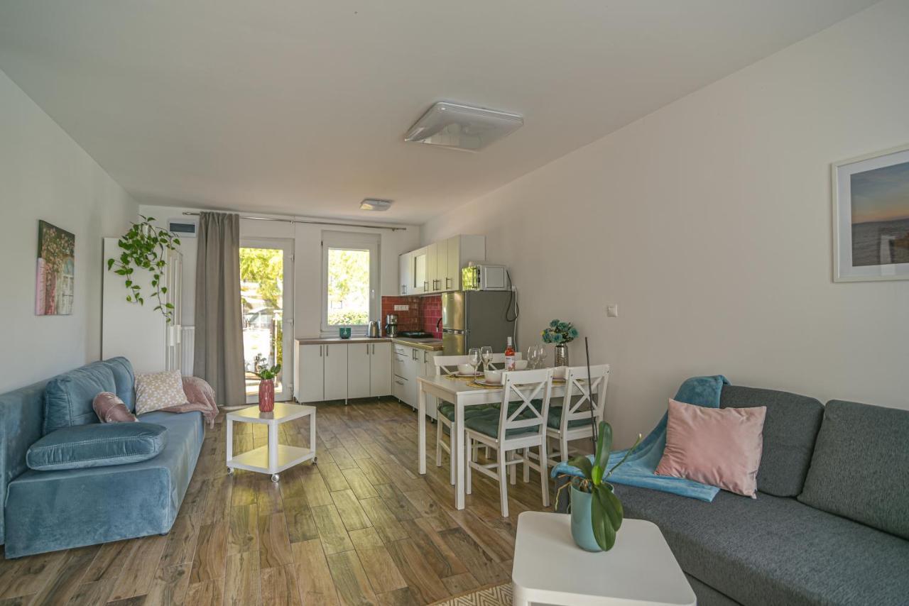 Happy Apartments بالاتوليلّي المظهر الخارجي الصورة